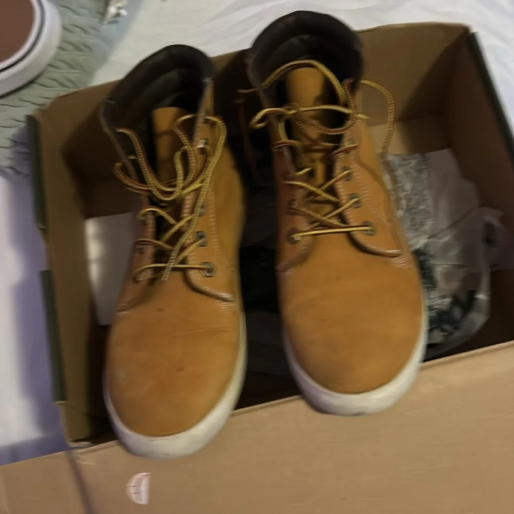 Timberland - Picture 2 of 4